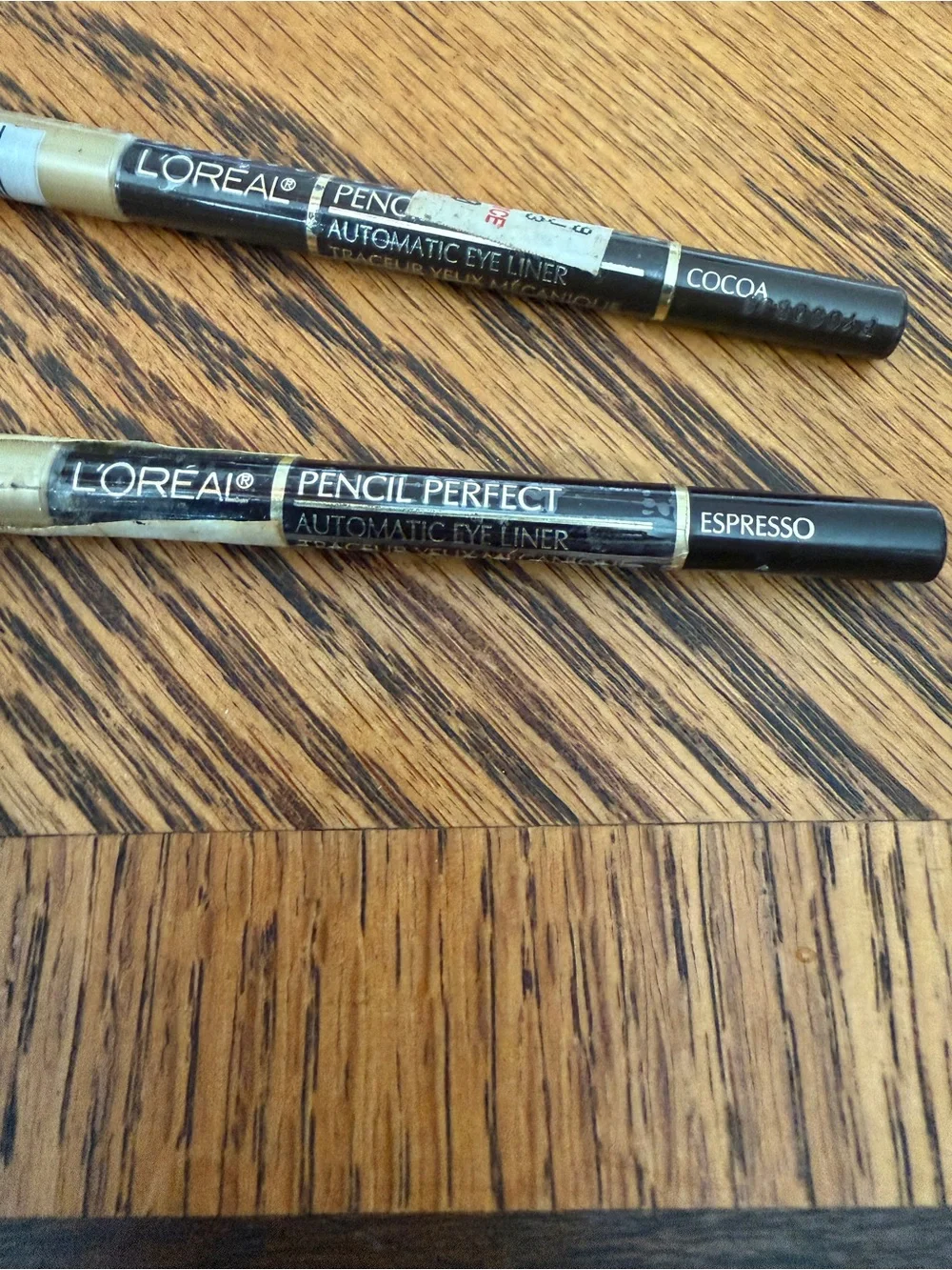 L'Oréal New Automatic Eye Liner Pencil in Cocoa - Brown and Espresso